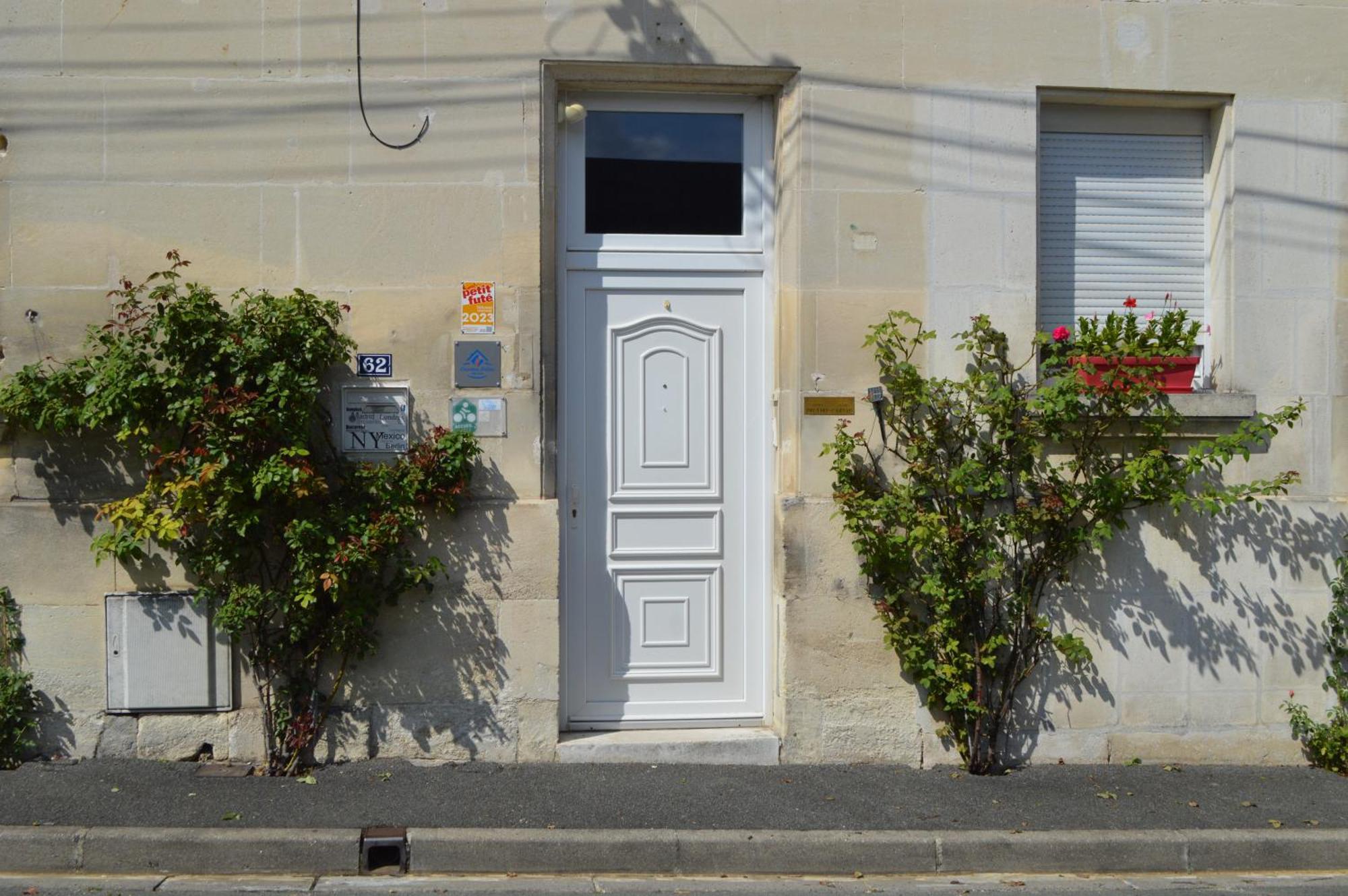 Bed and Breakfast Alain Et Nicole Cognac Exterior foto
